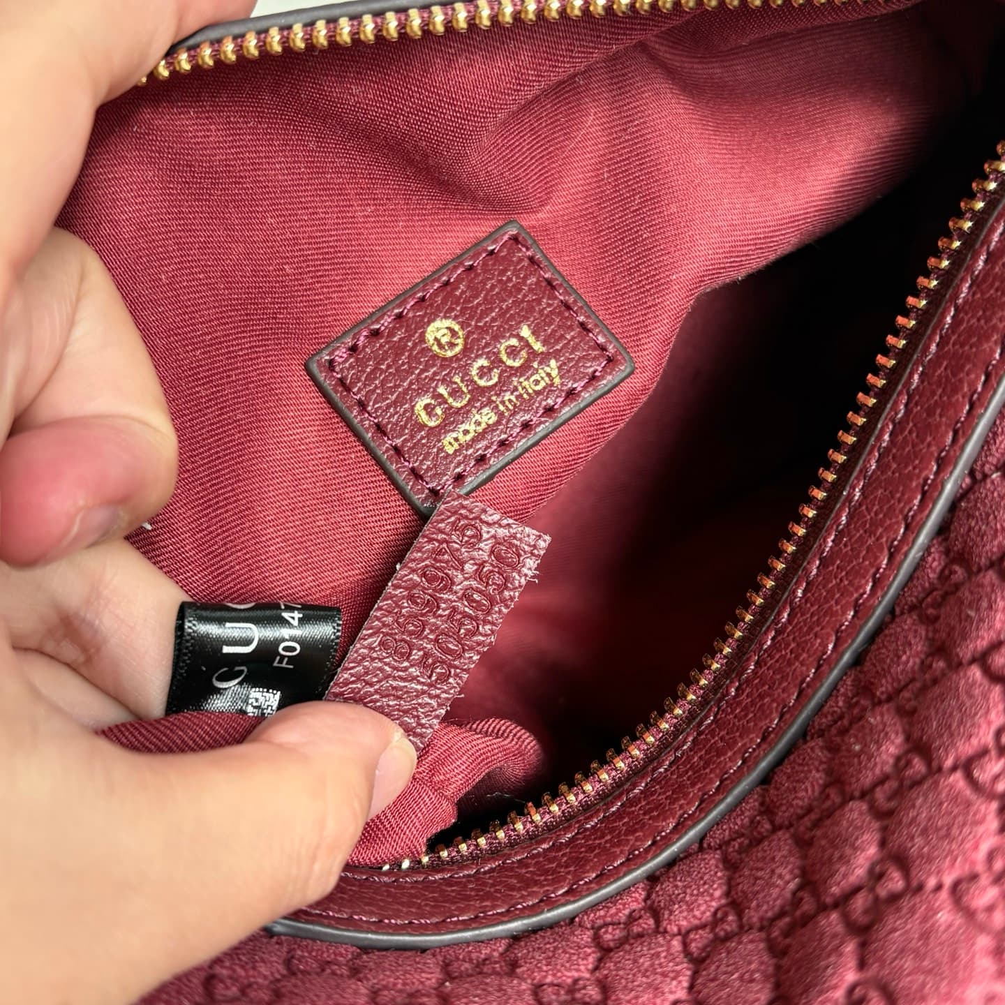 Gucci Product 859975