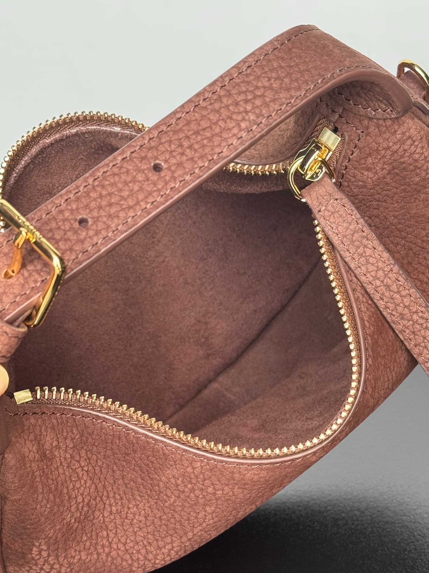 Celine Gold Bag 119599