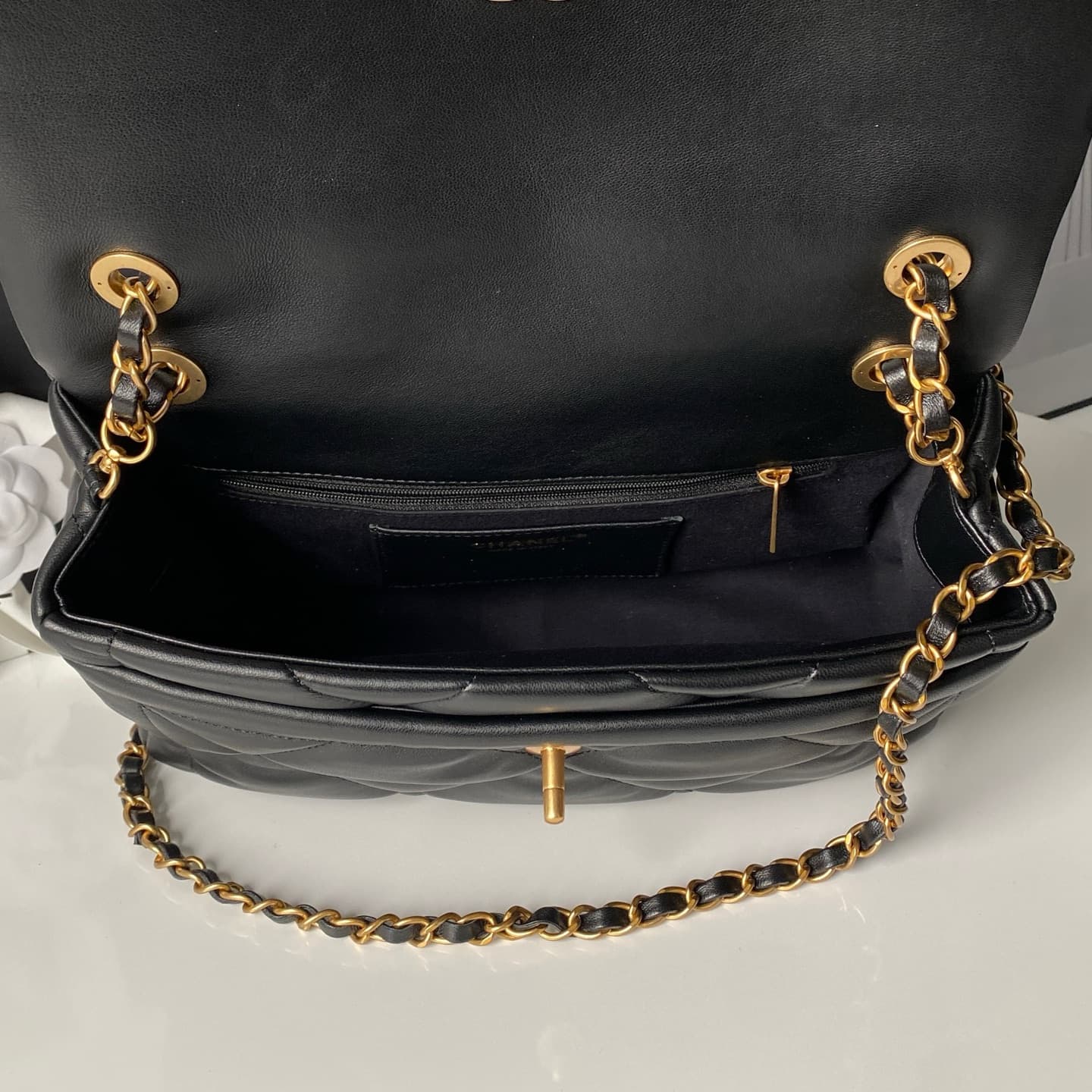 Chanel Gold Product AS5734