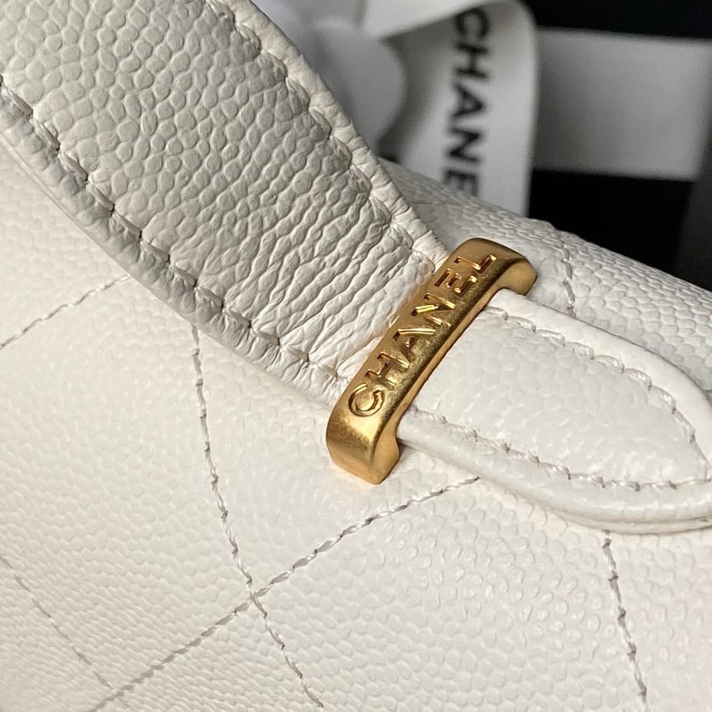 Chanel Gold Bag AS5776