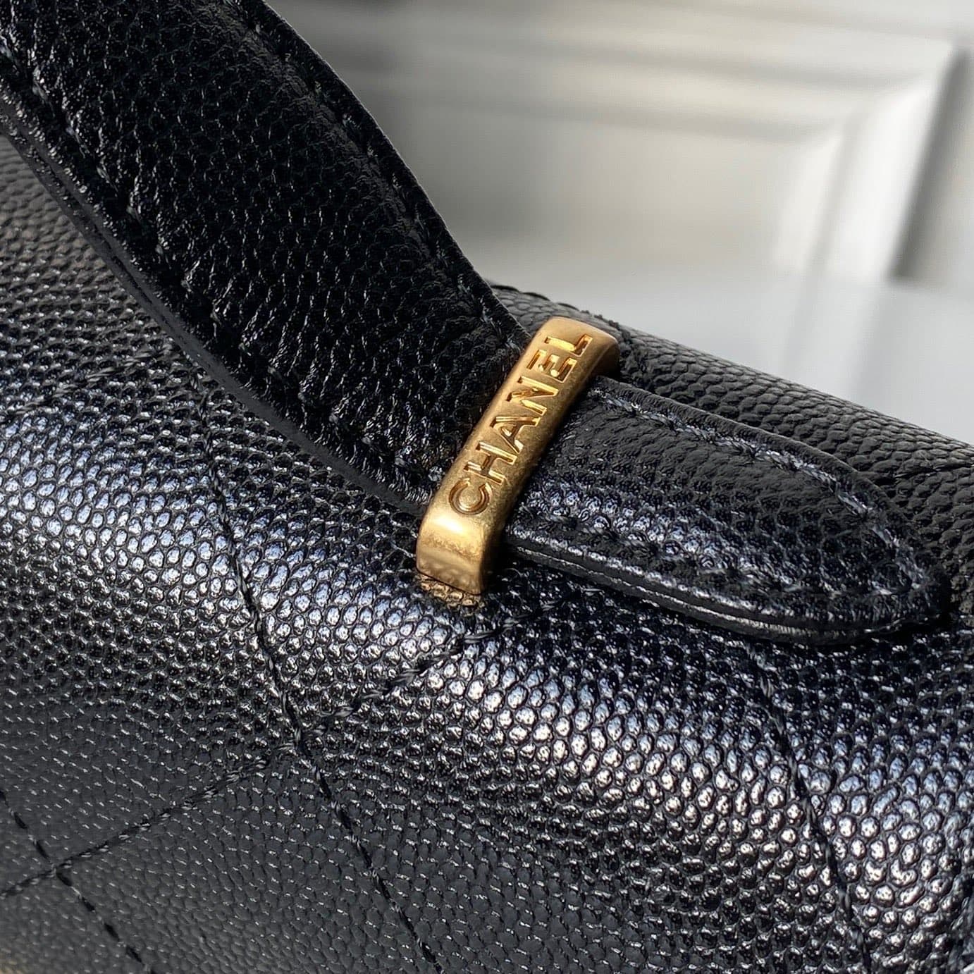 Chanel Gold Bag AS5776