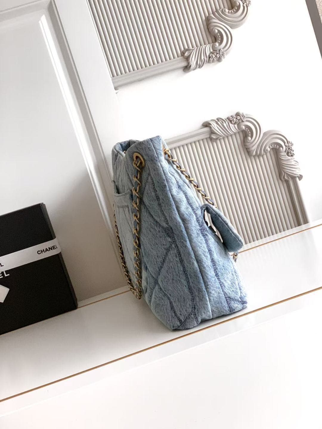 Chanel Shoulder Bag AS5740