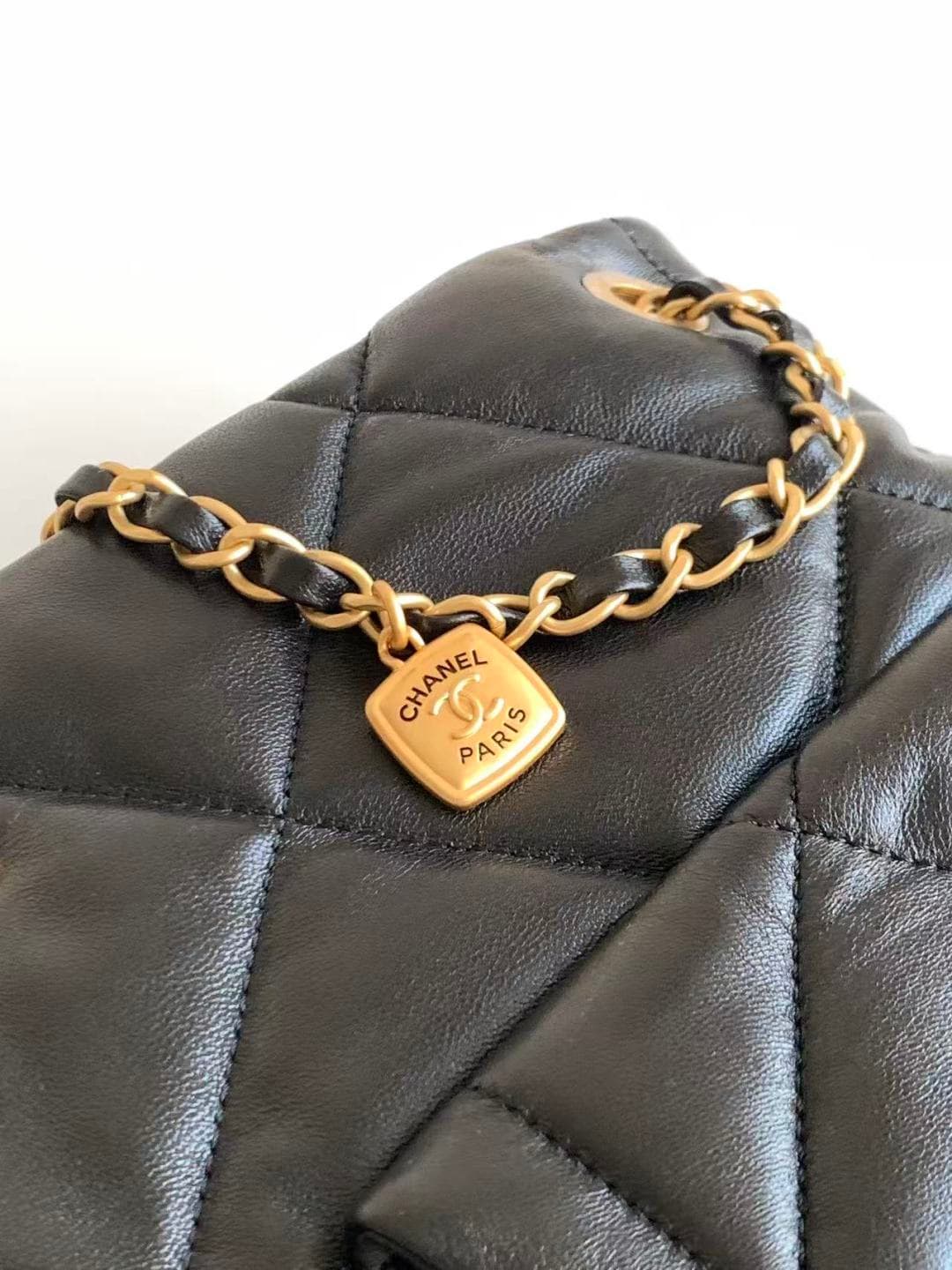 Chanel Shoulder Bag AS5740