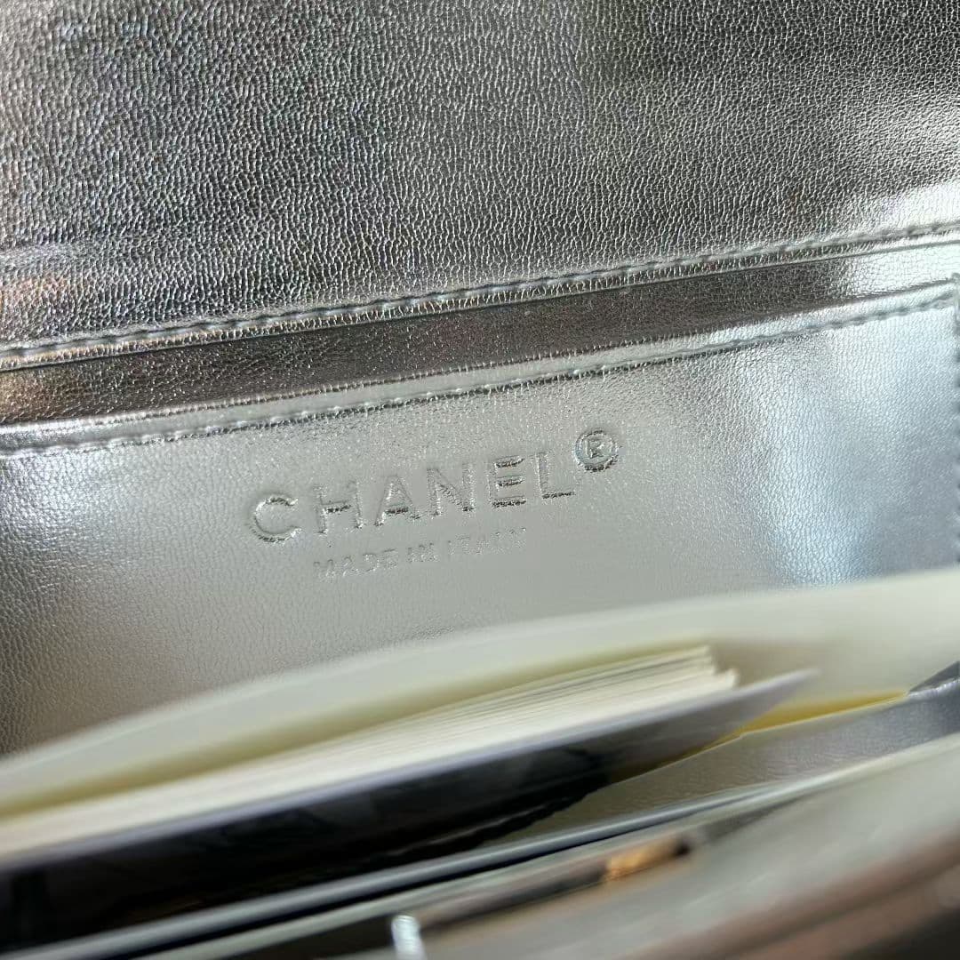 Chanel Red Shoulder Bag AS5129