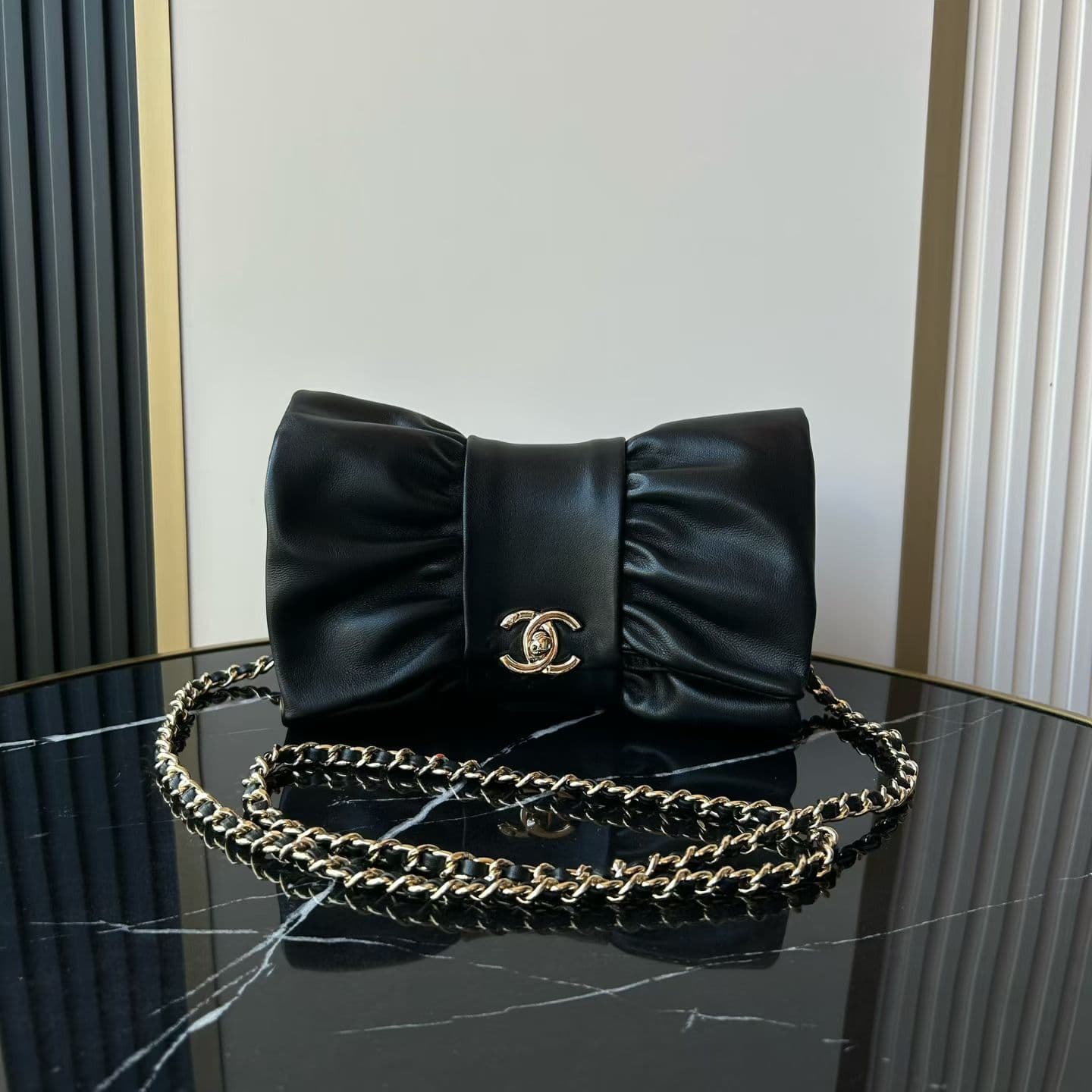 Chanel Red Shoulder Bag AS5129