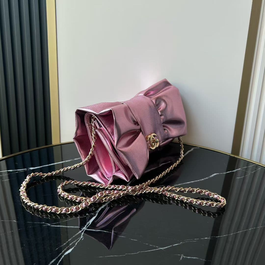 Chanel Red Shoulder Bag AS5129
