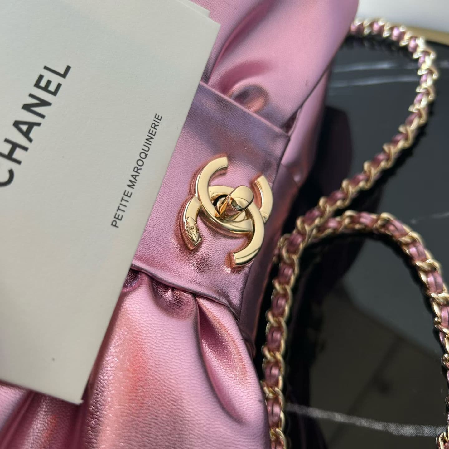 Chanel Red Shoulder Bag AS5129