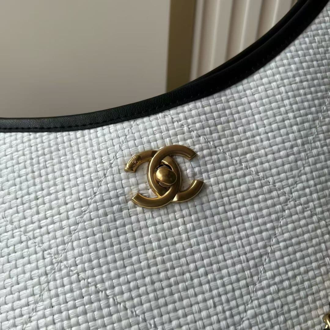 Chanel Tote Bag AS5463