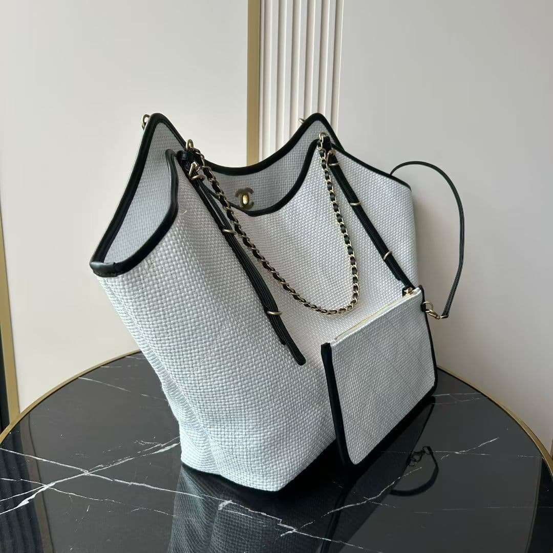 Chanel Tote Bag AS5463