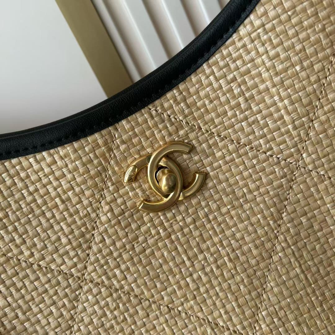 Chanel Tote Bag AS5463
