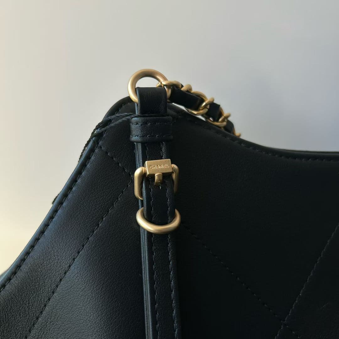 Chanel Tote Bag AS6015