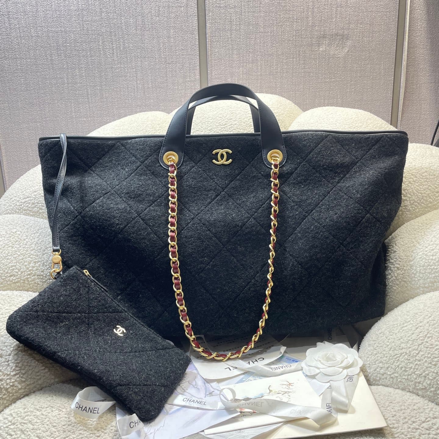 Chanel Gold Bag 5852