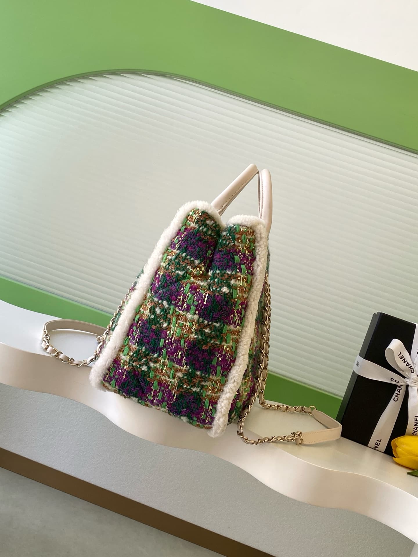 Chanel White Crossbody Bag AS5689