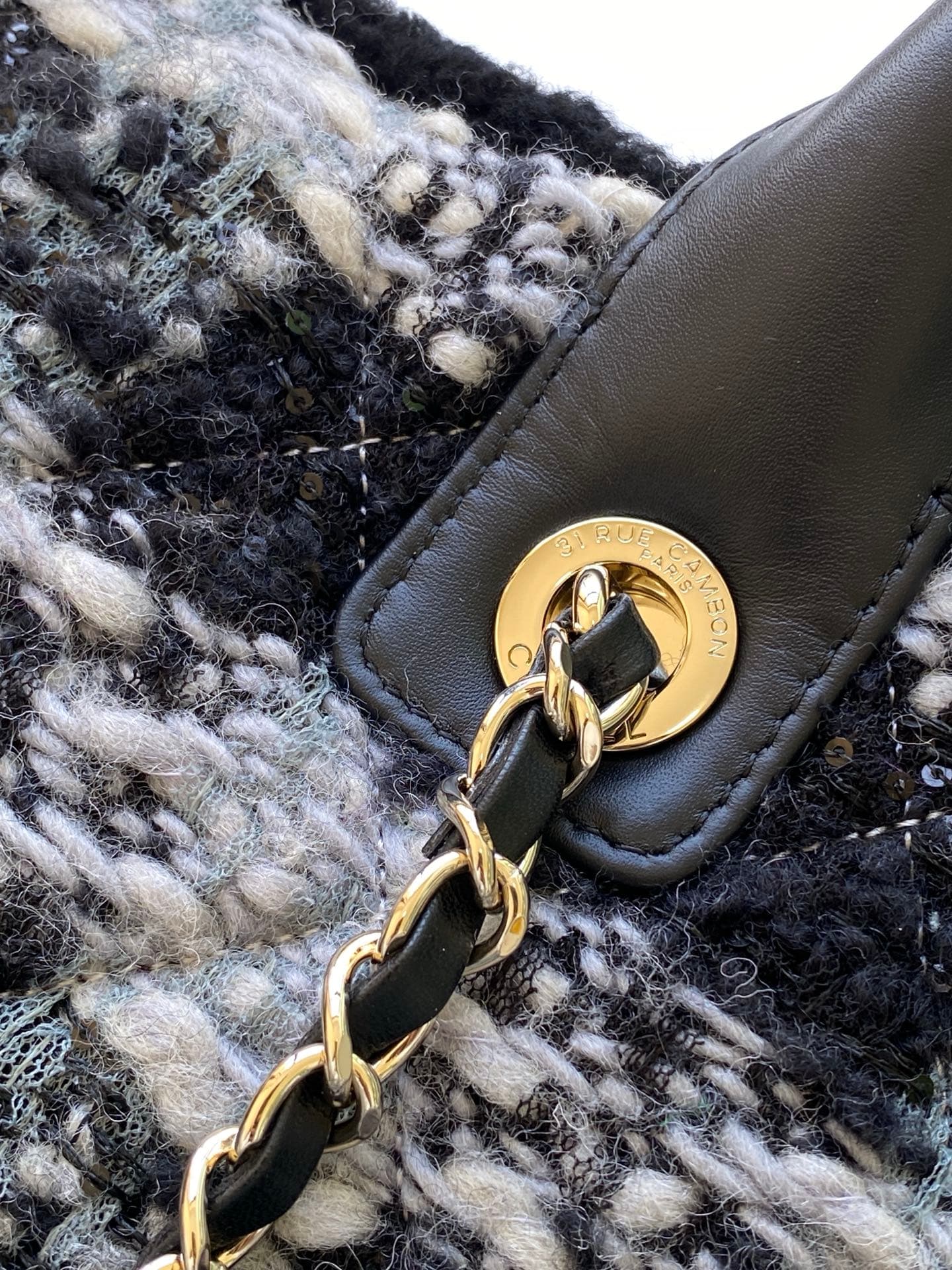 Chanel Black Crossbody Bag AS5688