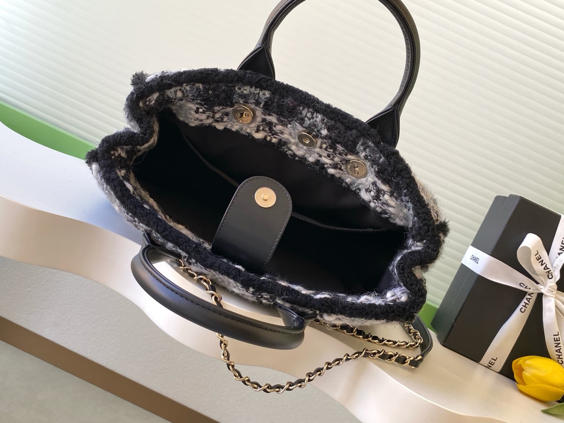 Chanel Black Crossbody Bag AS5688