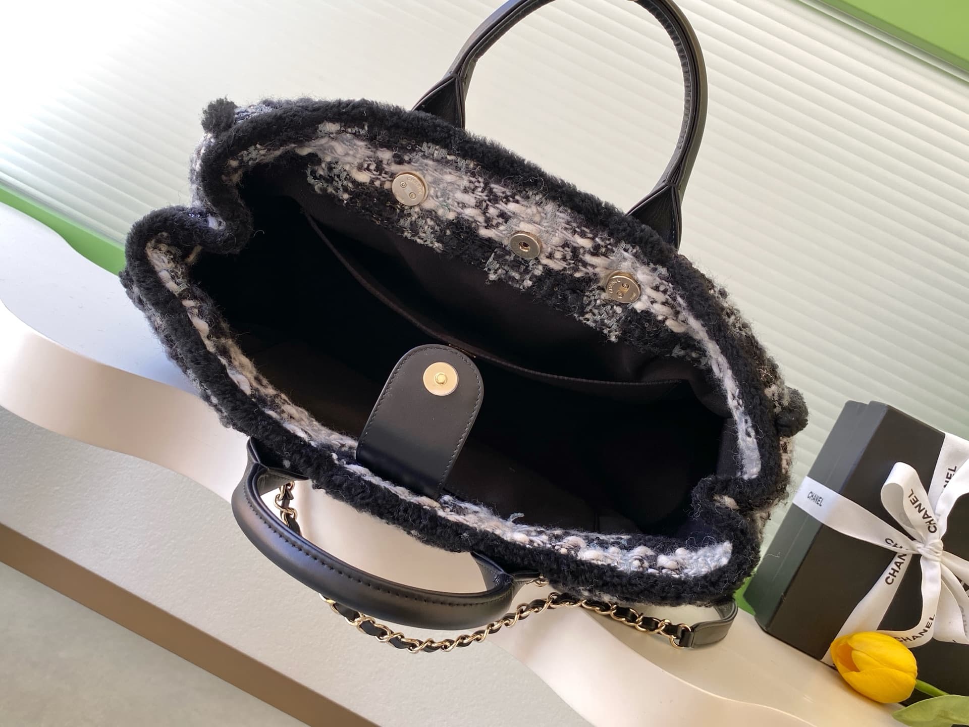 Chanel Black Crossbody Bag AS5689