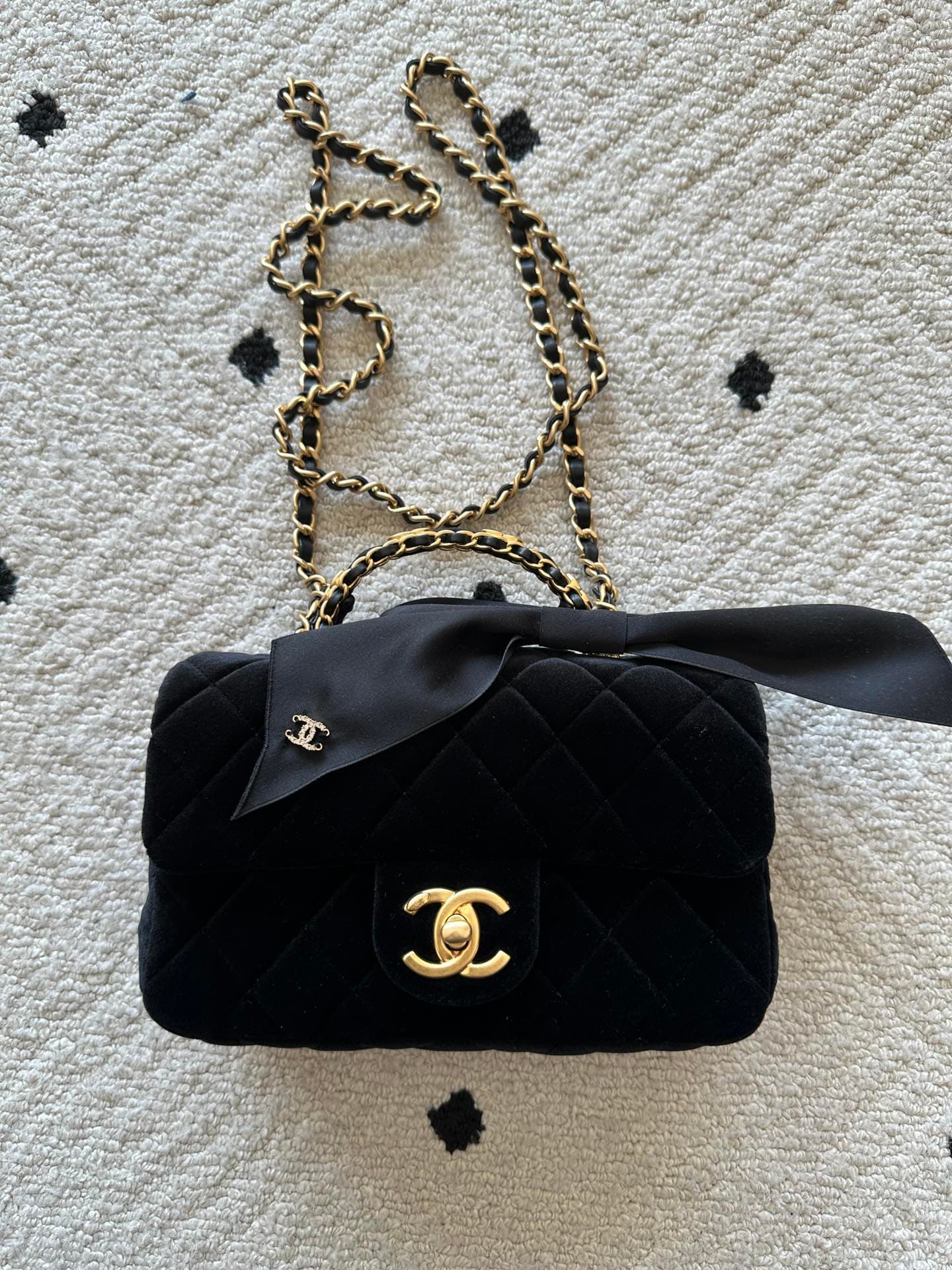 Chanel Gold Accessory AS5701
