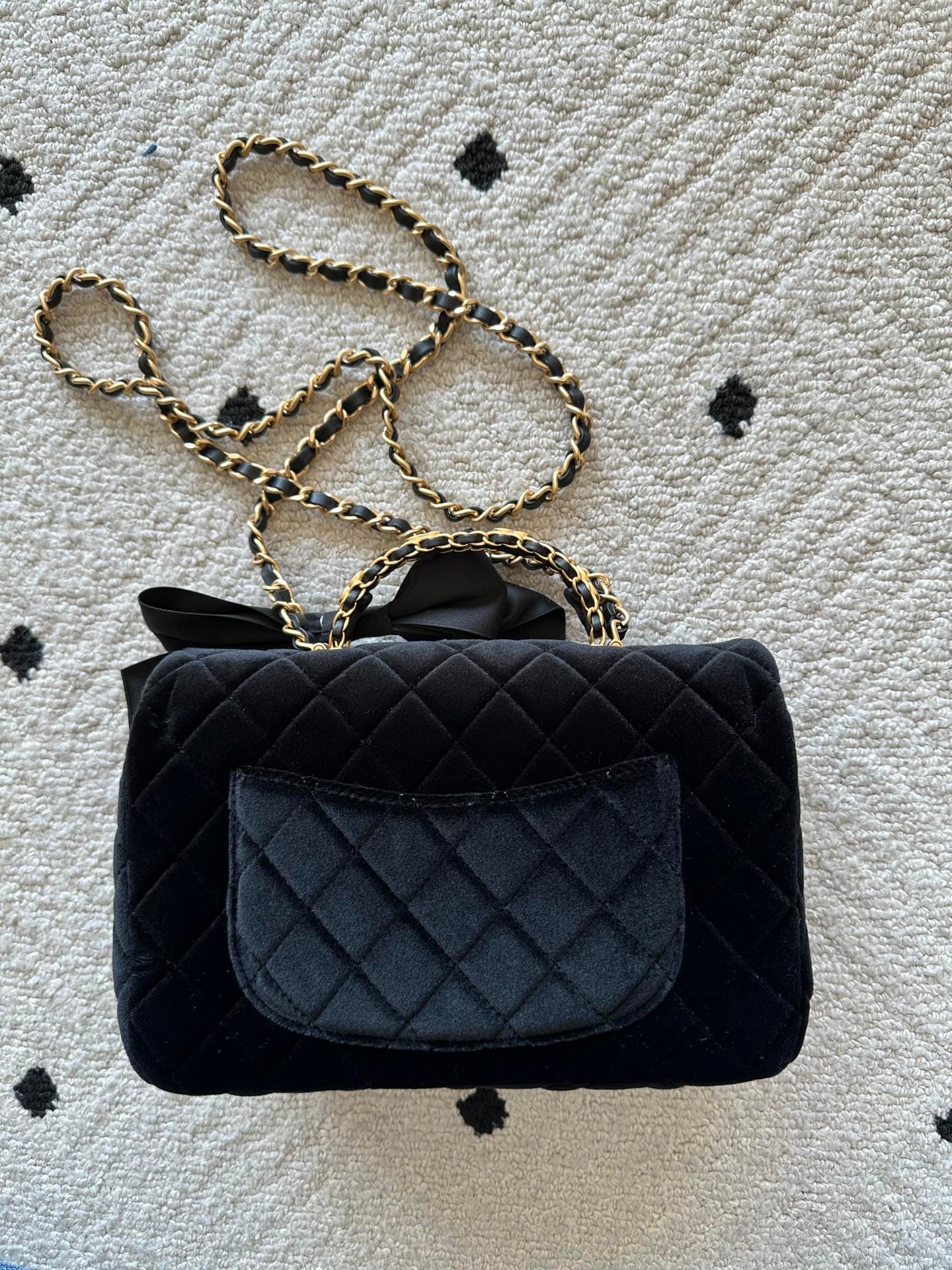 Chanel Gold Product AS5702