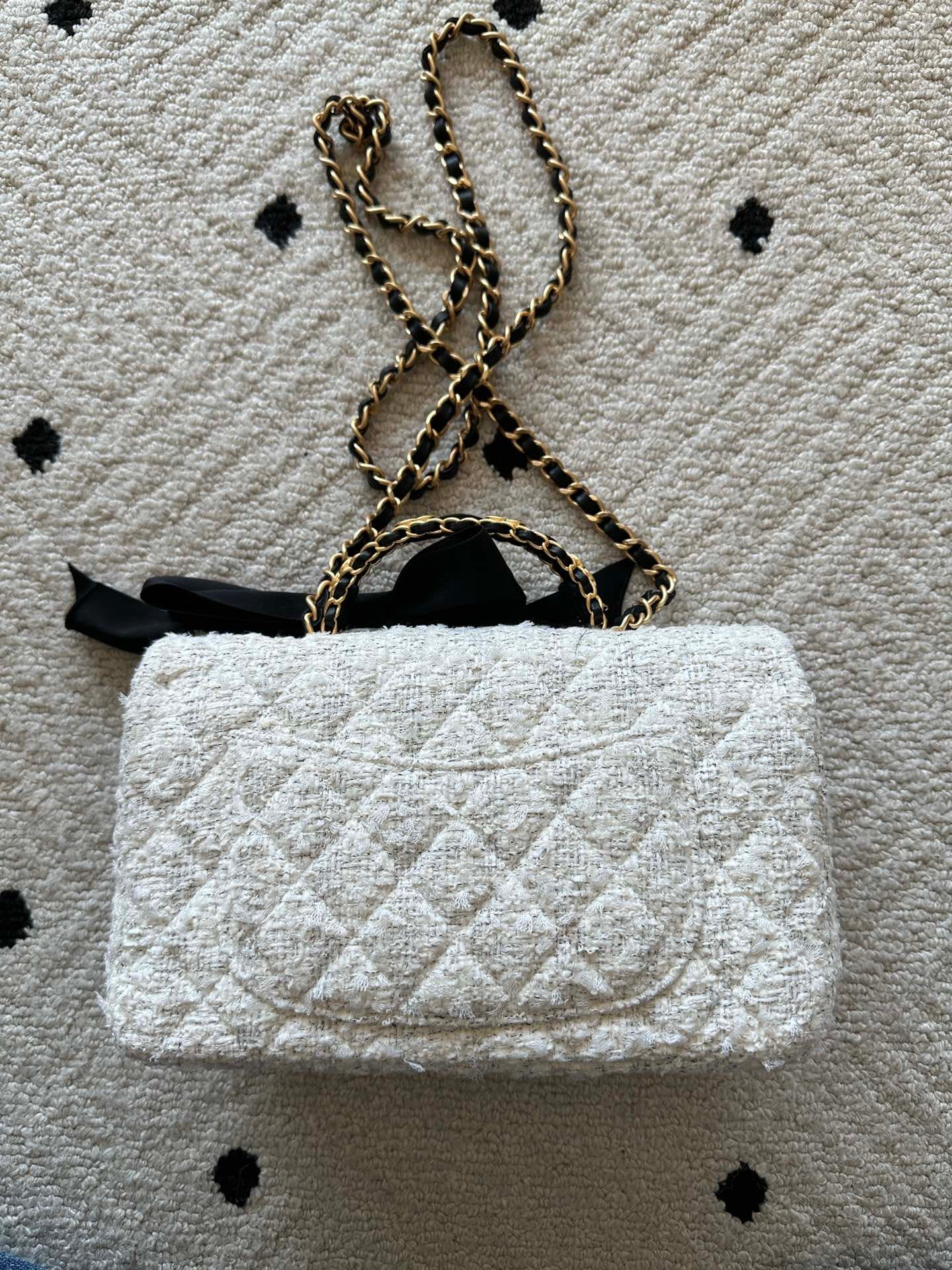 Chanel Gold Product AS5702
