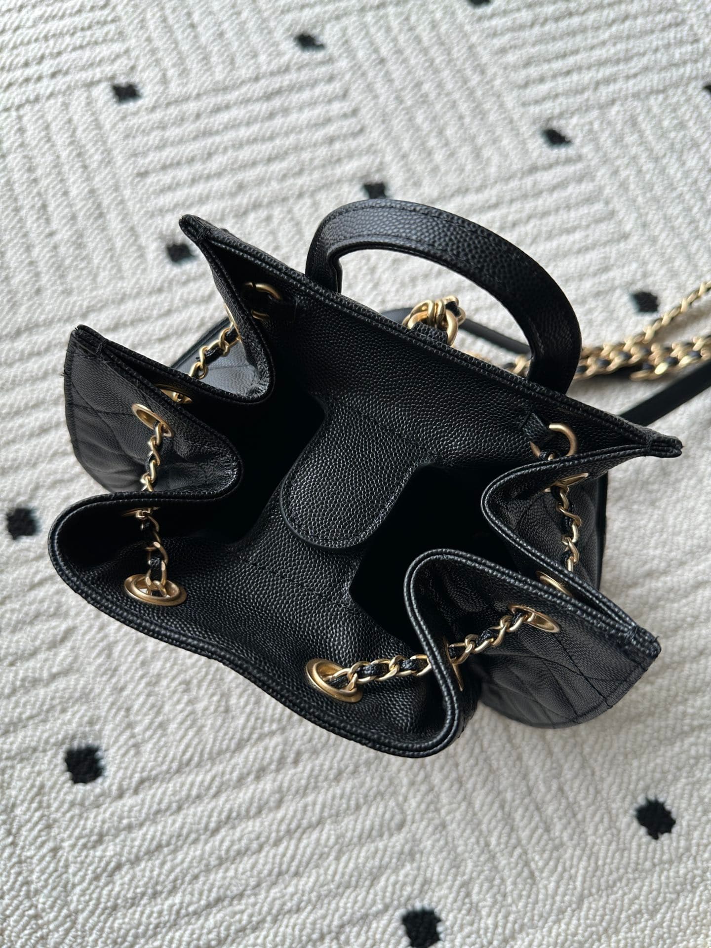 Chanel Gold Product AS5600