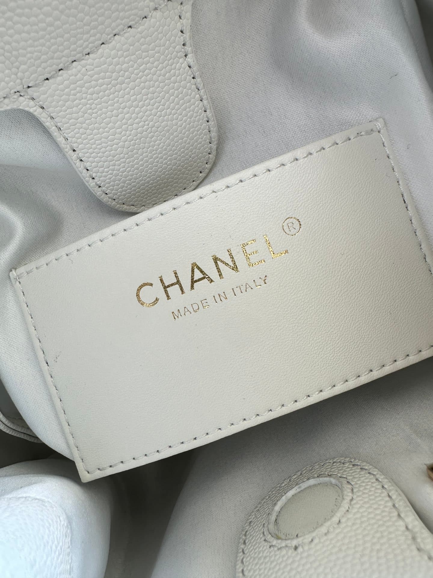 Chanel Gold Product AS5600
