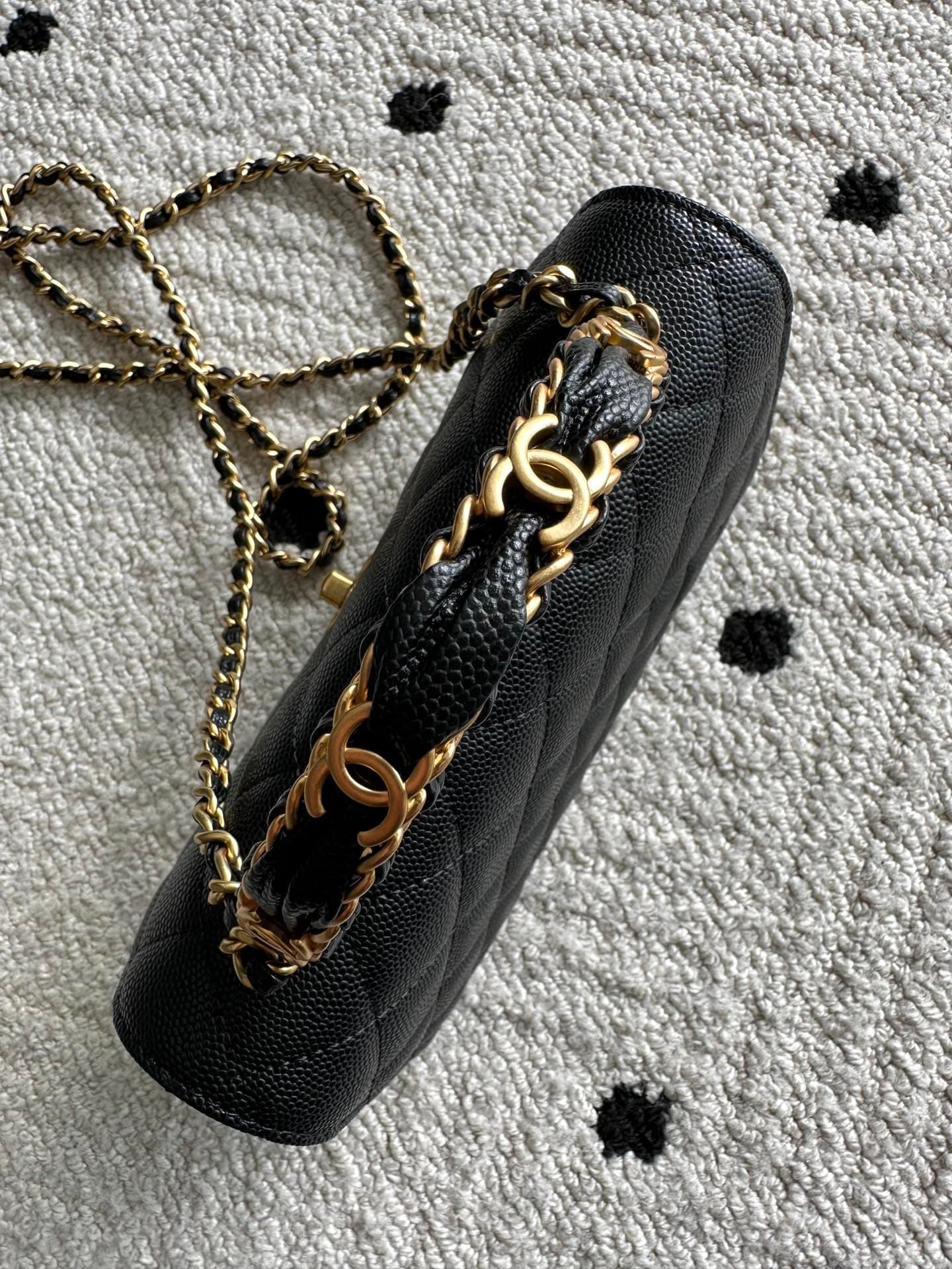 Chanel Gold Product 4798