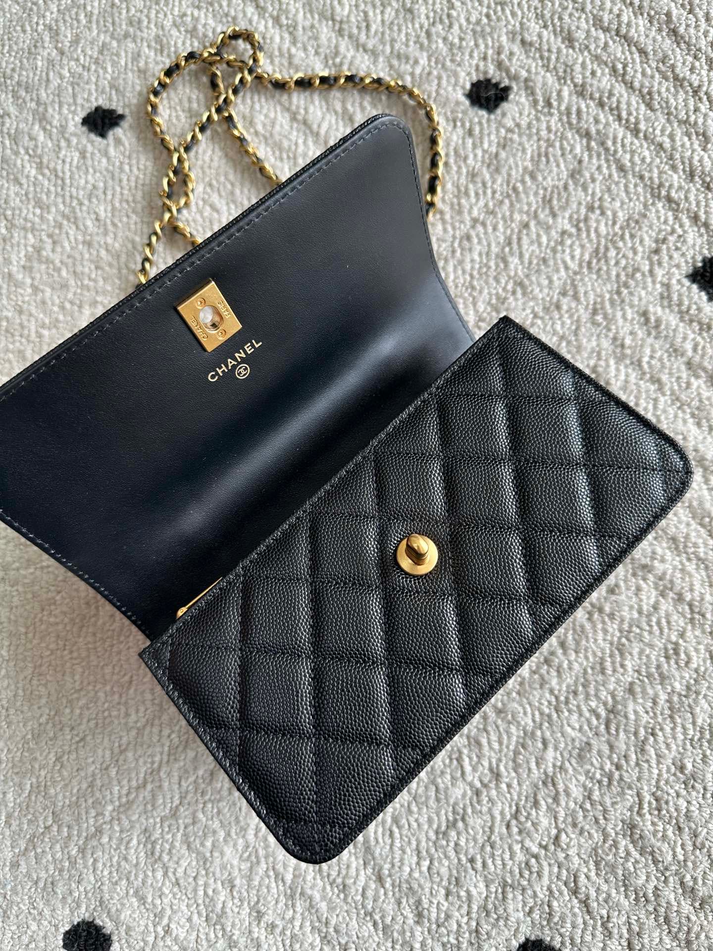 Chanel Gold Product 4798