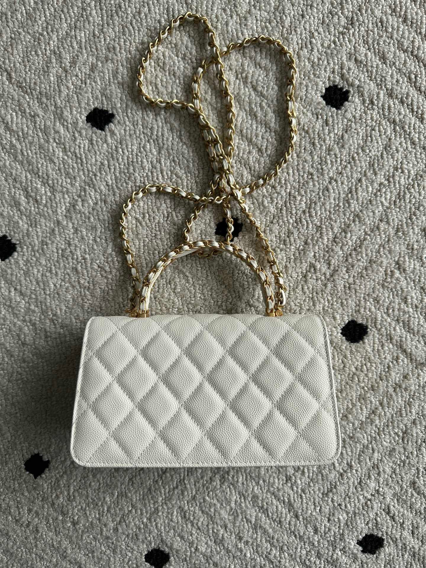 Chanel Gold Product 4798
