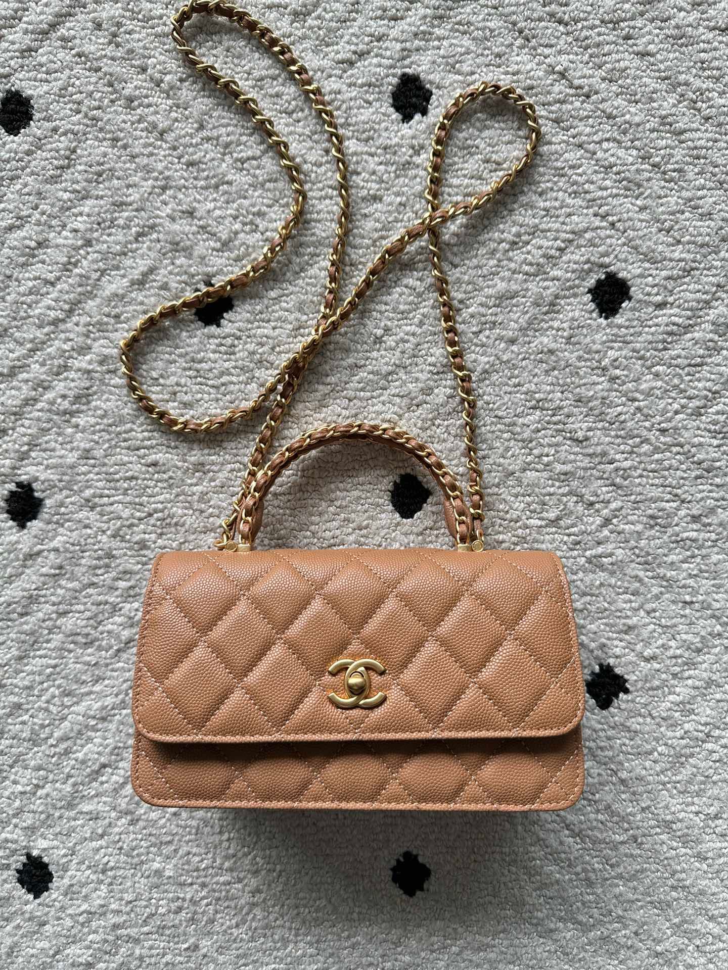 Chanel Gold Accessory 4798