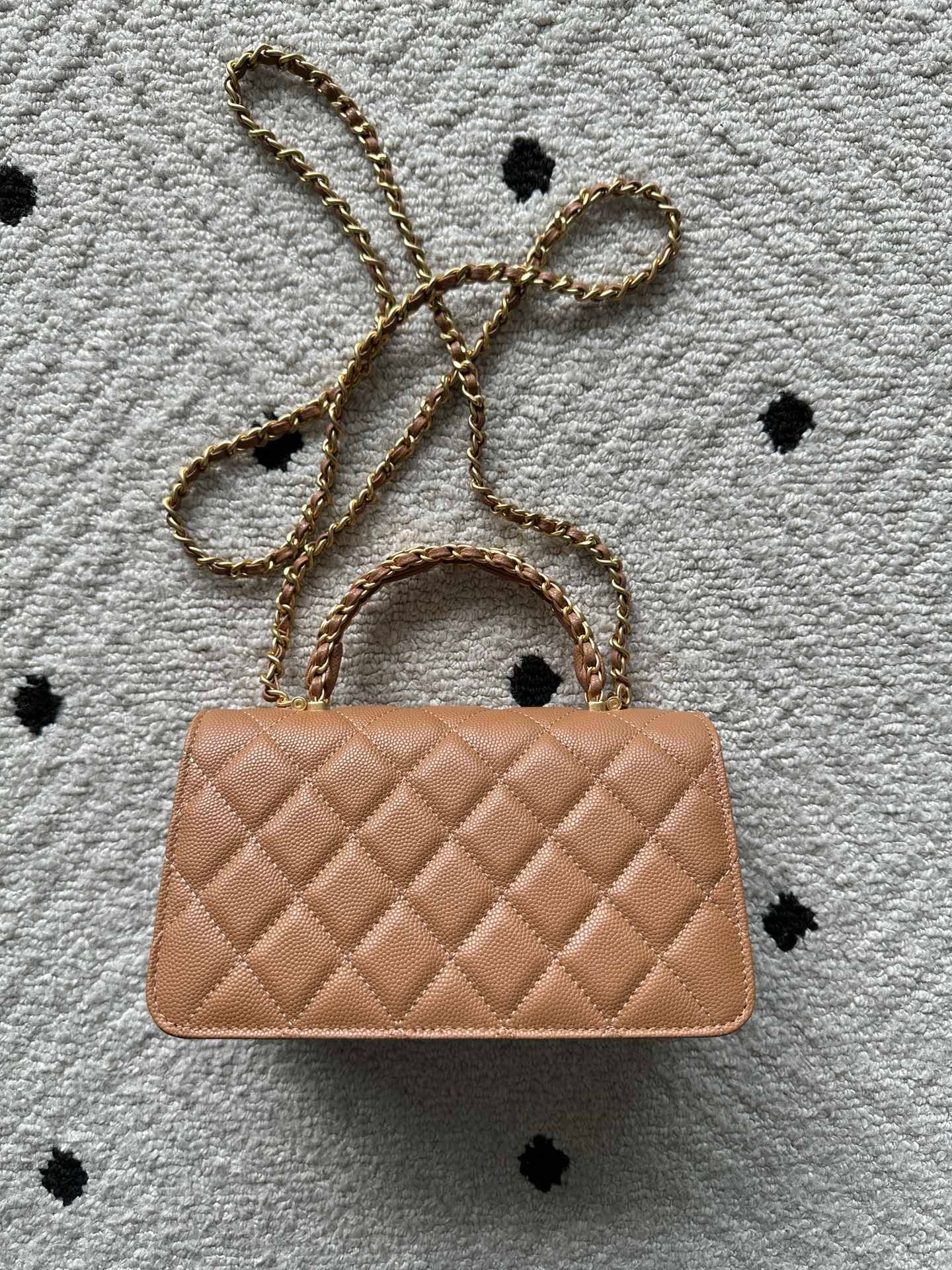 Chanel Gold Product 4798