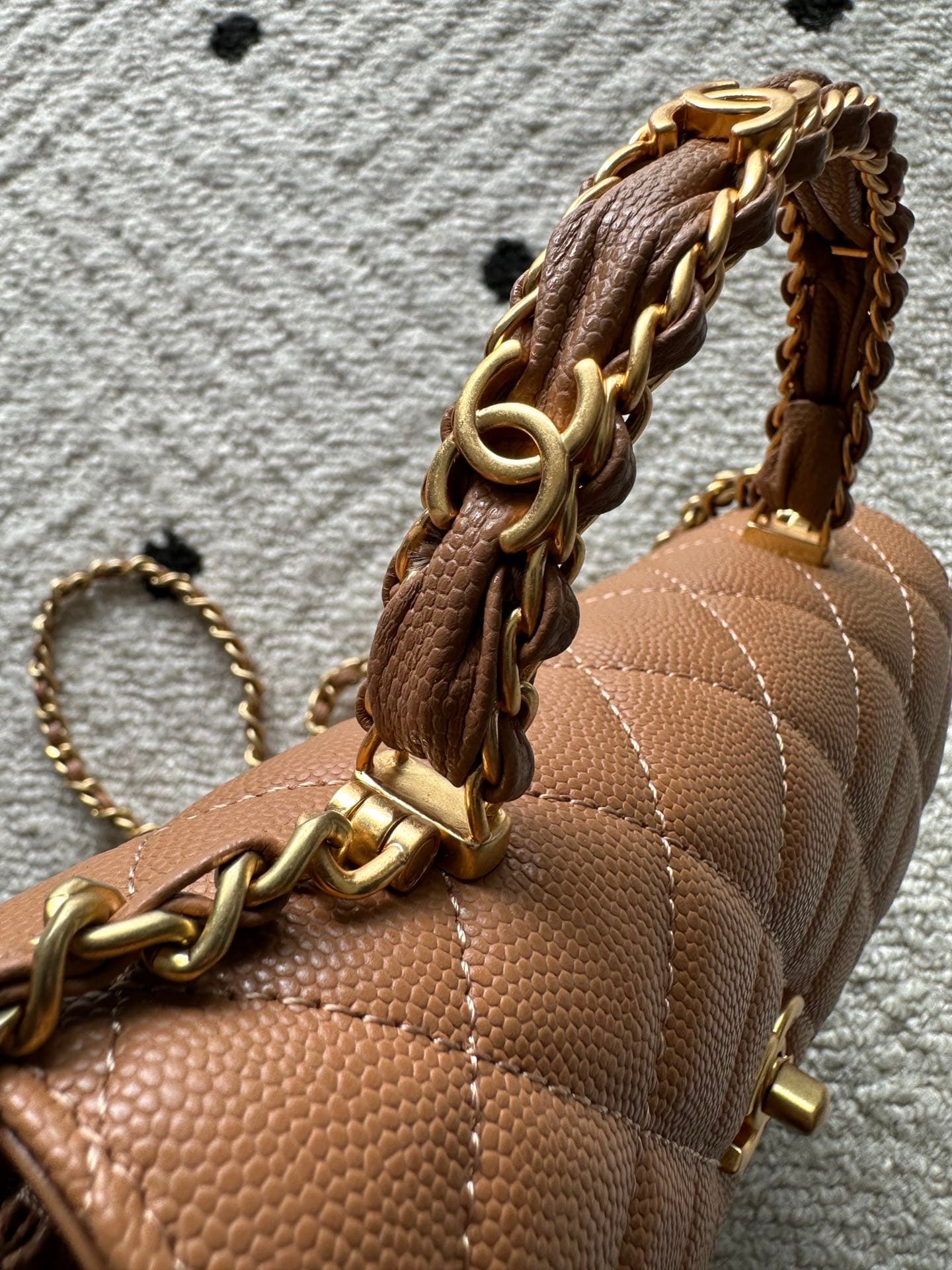 Chanel Gold Product 4798