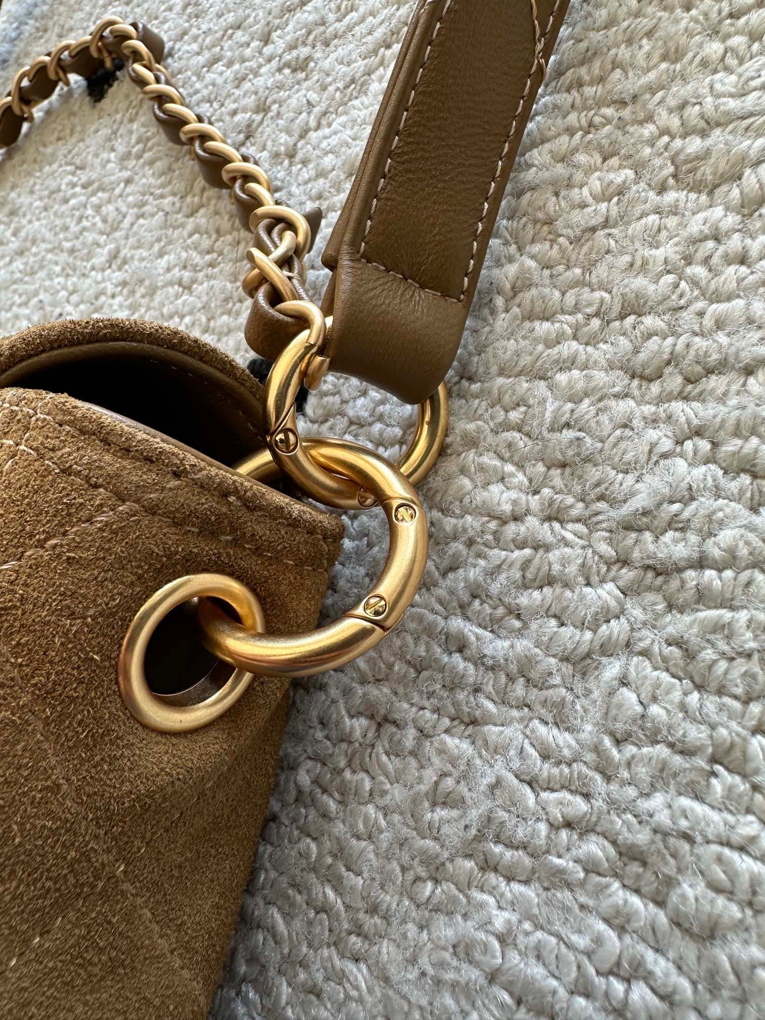 Chanel Gold Product AS5886