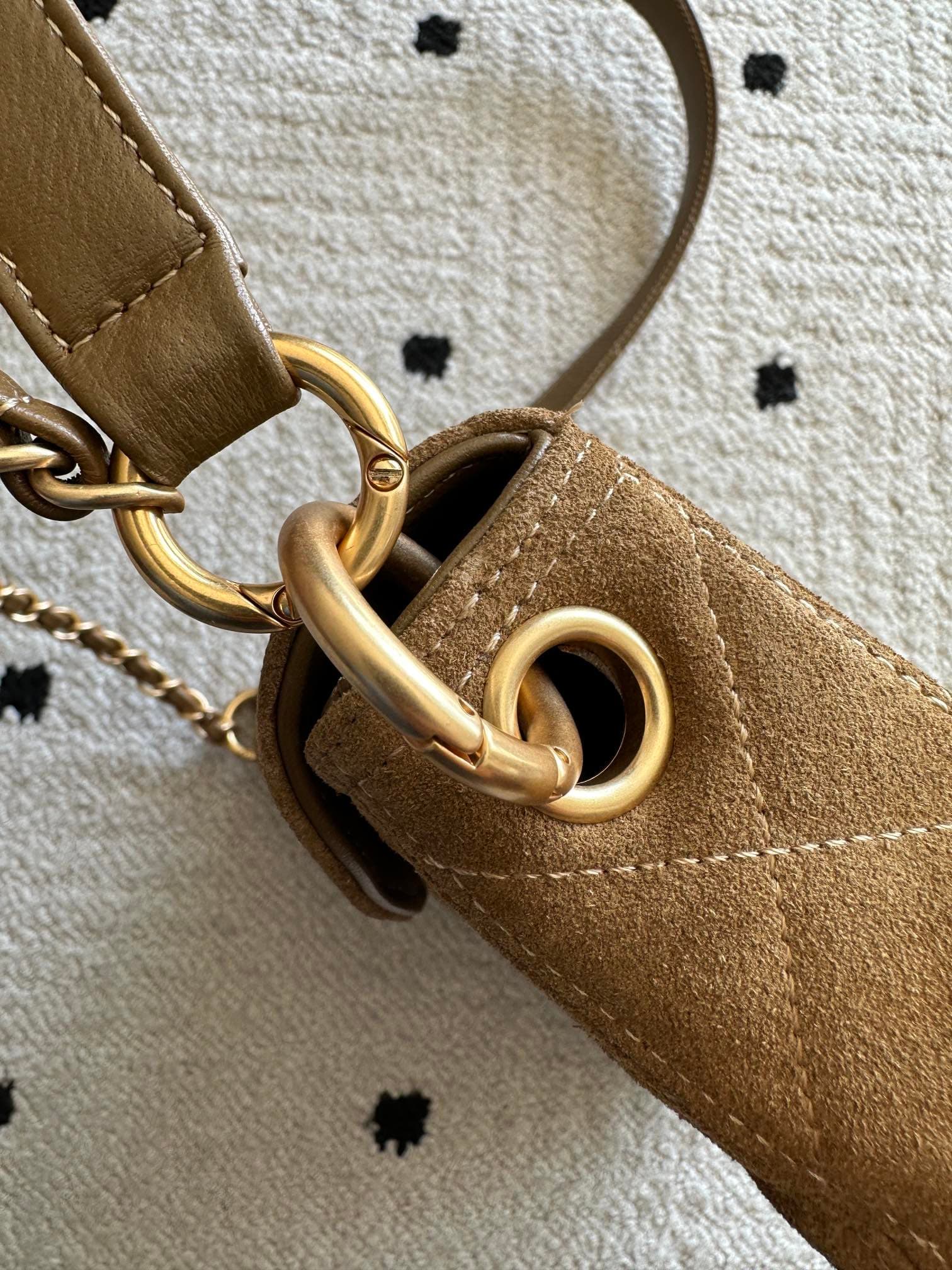 Chanel Gold Product AS5885