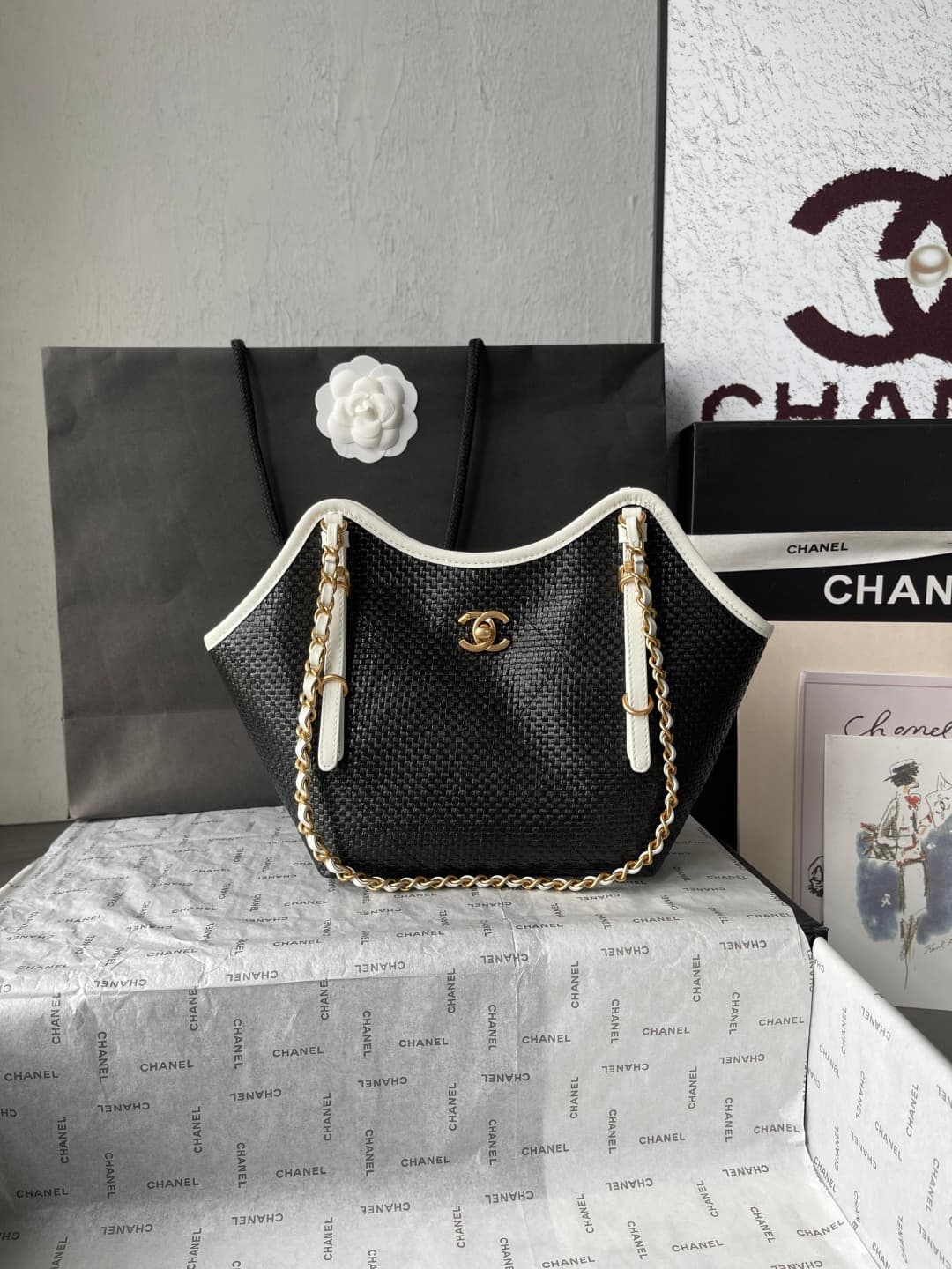 Chanel Tote Bag AS6015