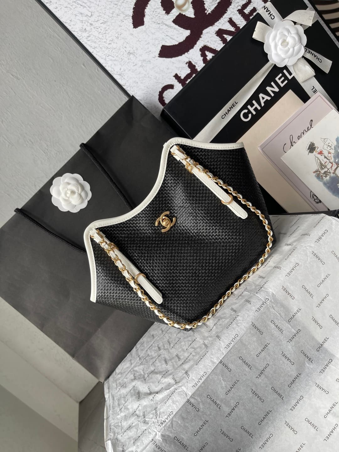 Chanel Tote Bag AS6015