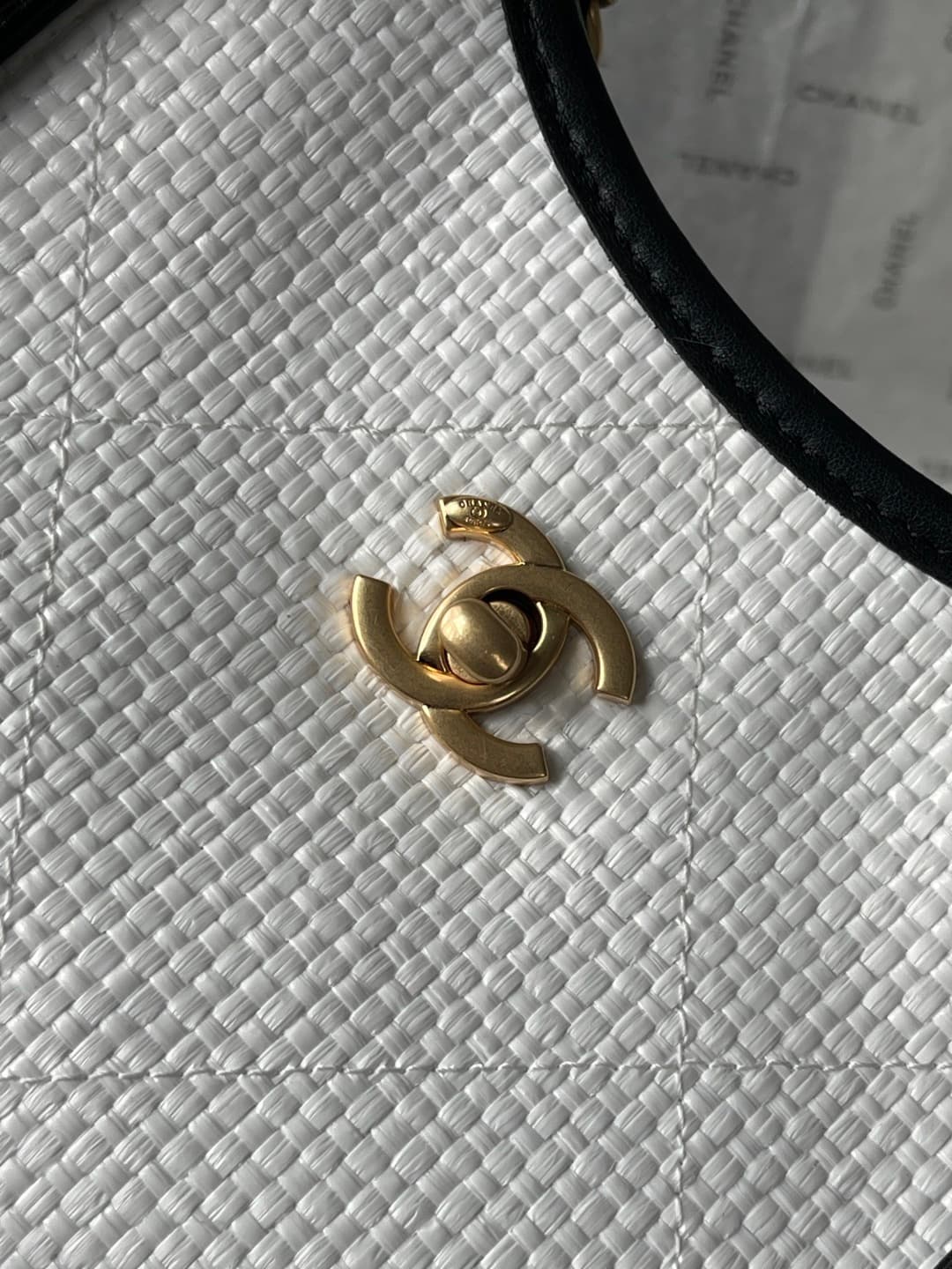 Chanel Tote Bag AS6015