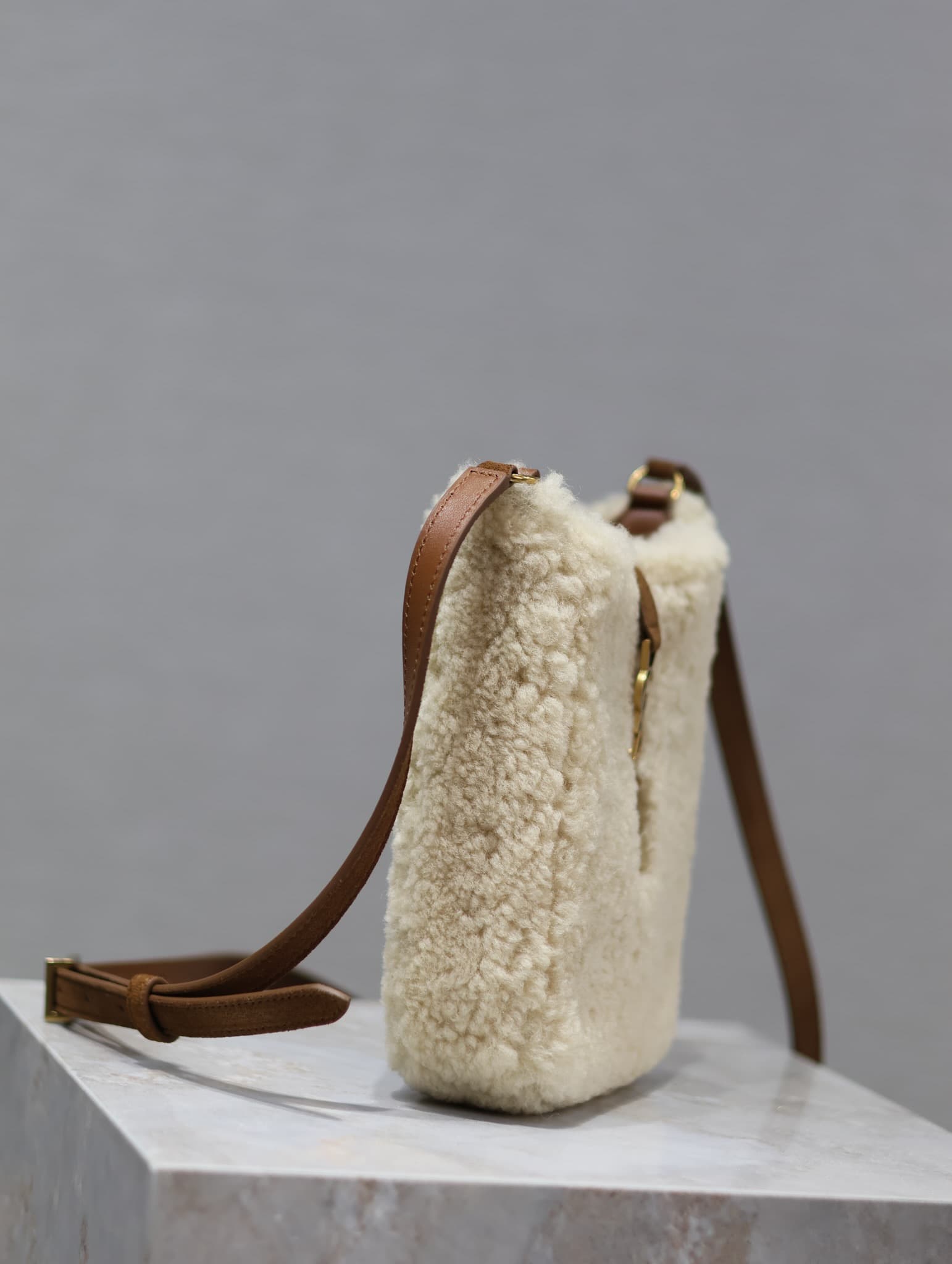 Saint Laurent Cream Bag 735214