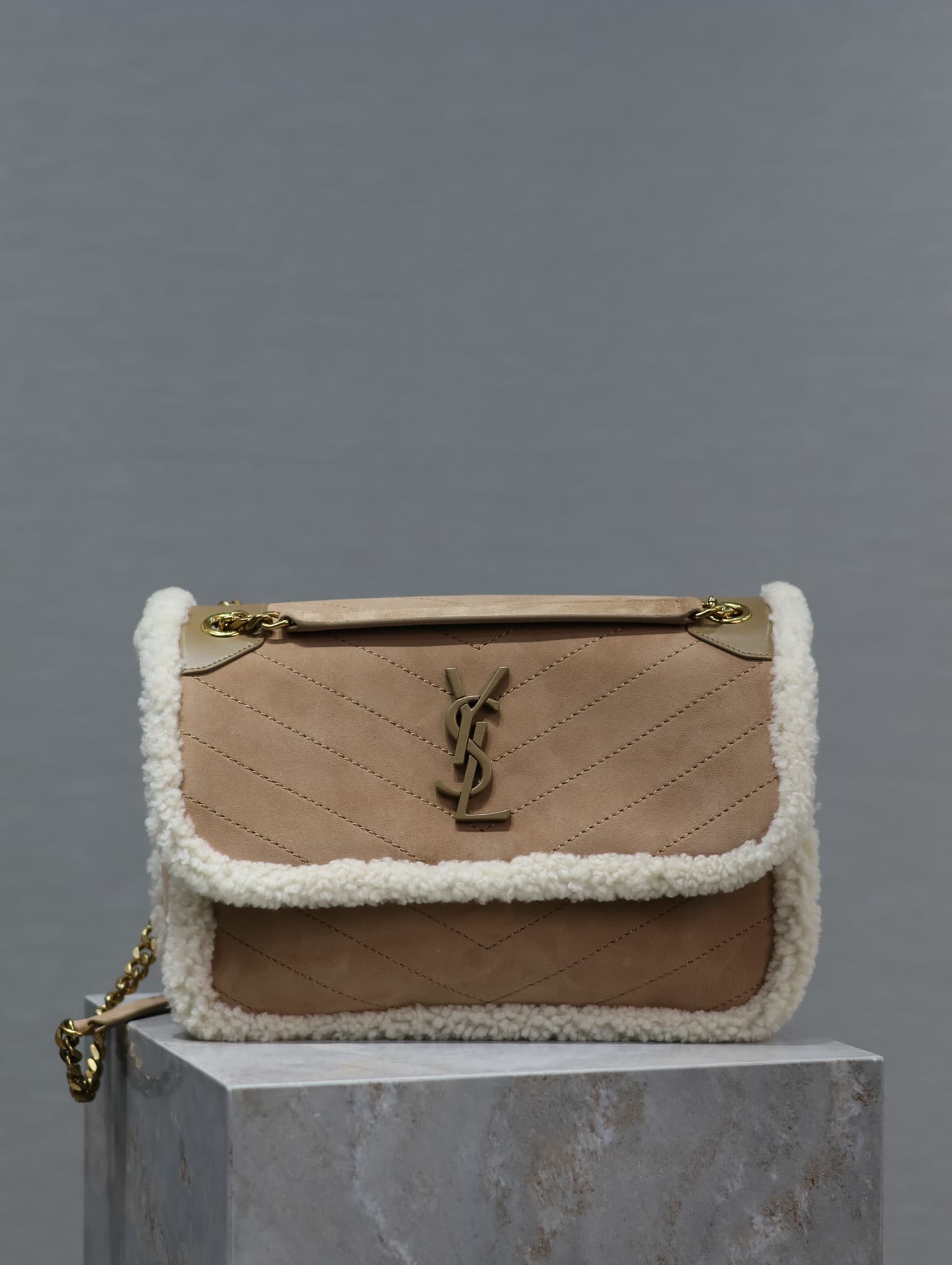 Saint Laurent Cream Bag 498894