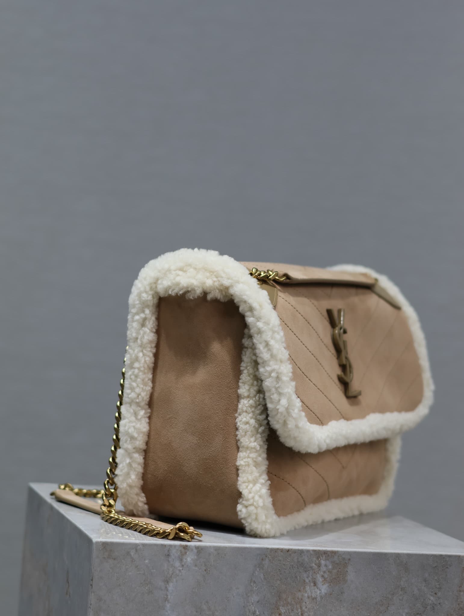 Saint Laurent Cream Bag 498894