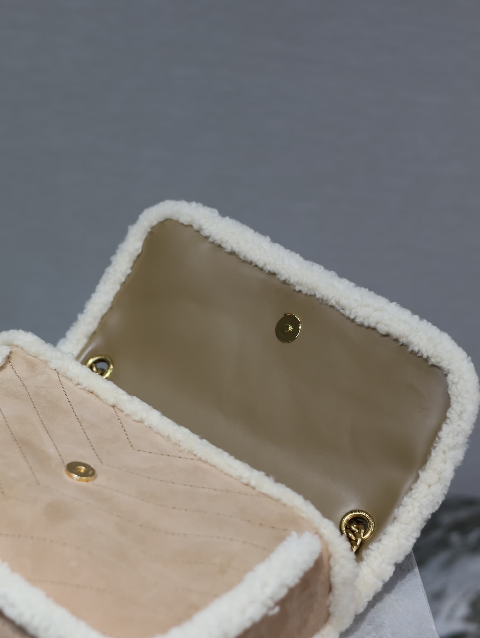 Saint Laurent Cream Bag 498894