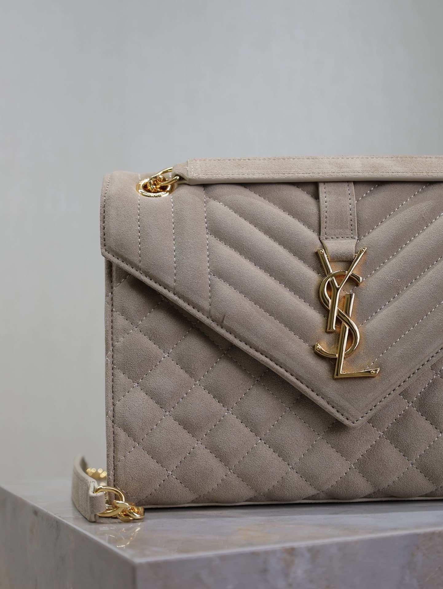 Saint Laurent White Medium Crossbody Bag 487206