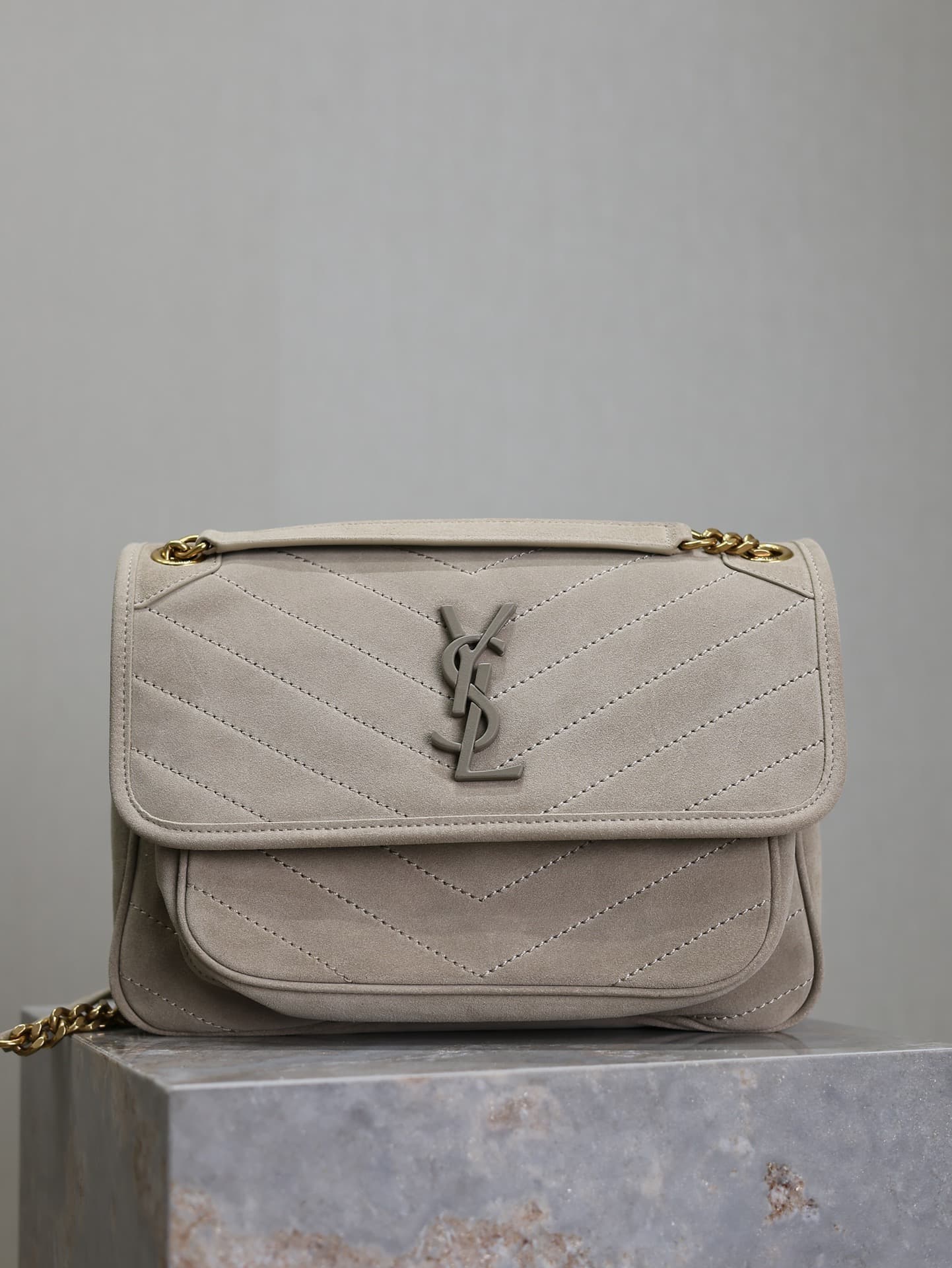 Saint Laurent Grey Watch 498894
