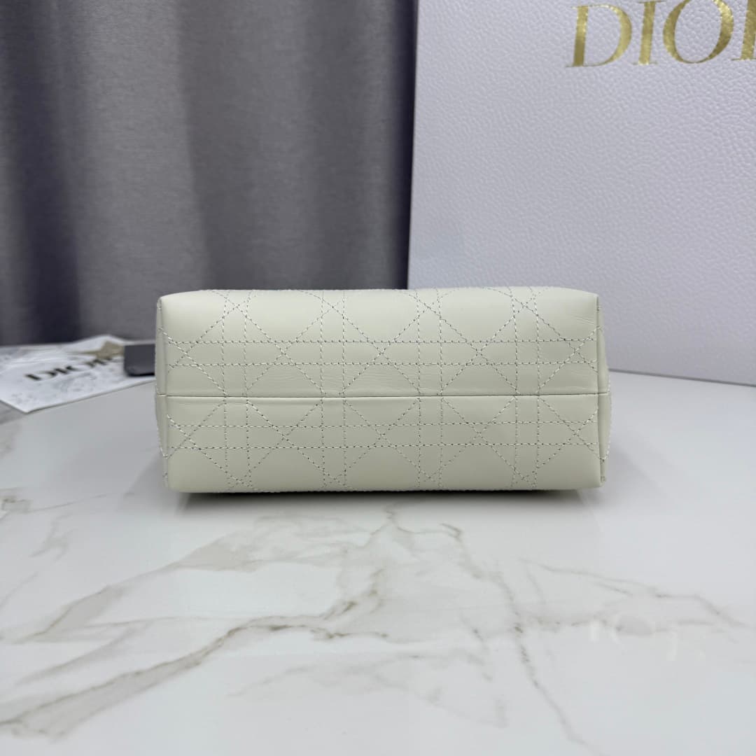 Dior White Mini Crossbody Bag S3123