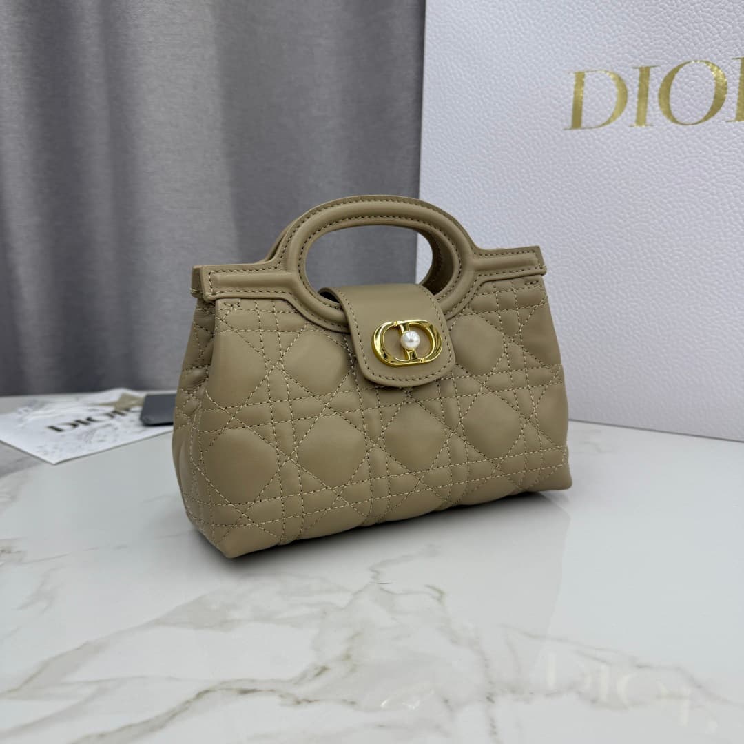 Dior White Mini Crossbody Bag S3123
