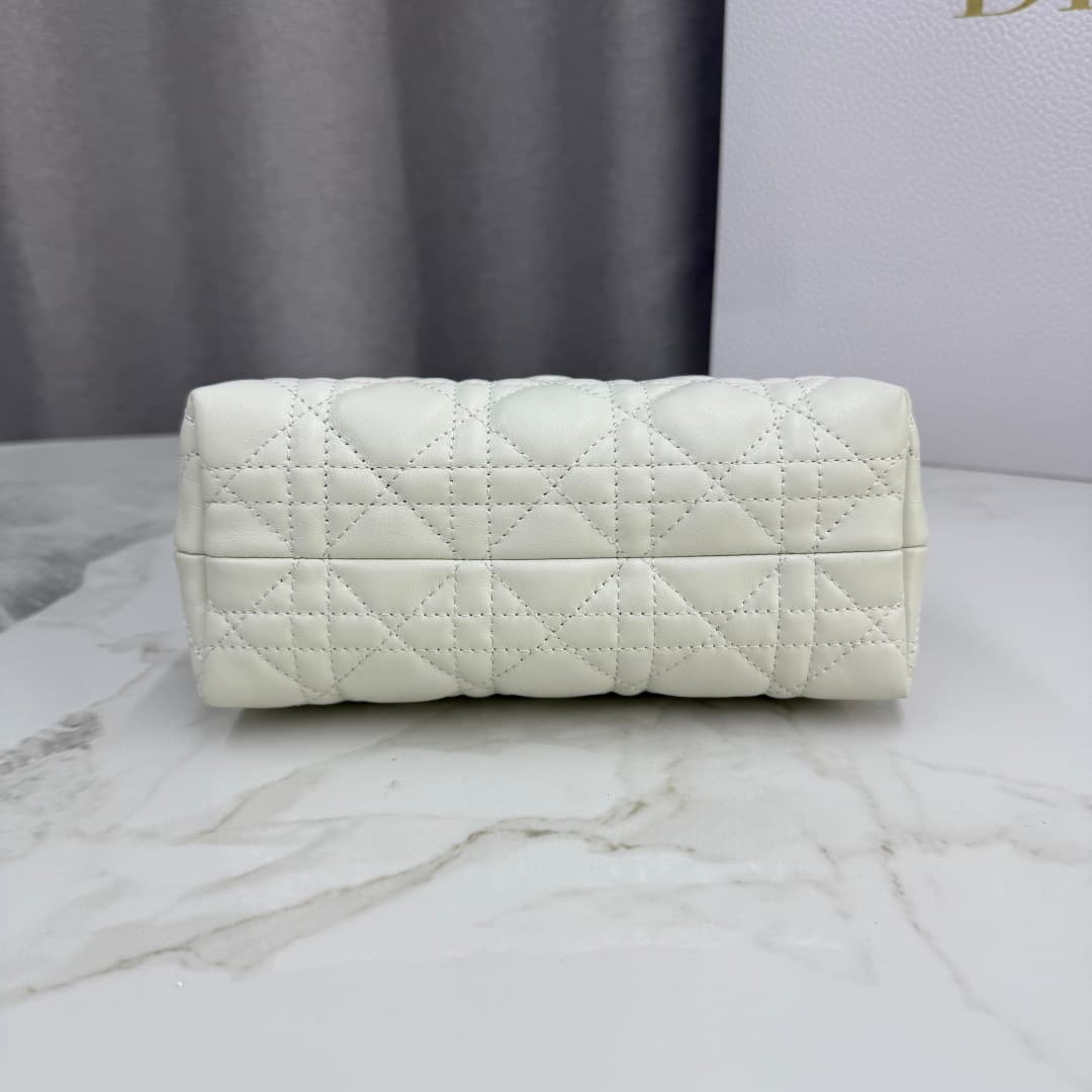 Dior White Mini Crossbody Bag S3123
