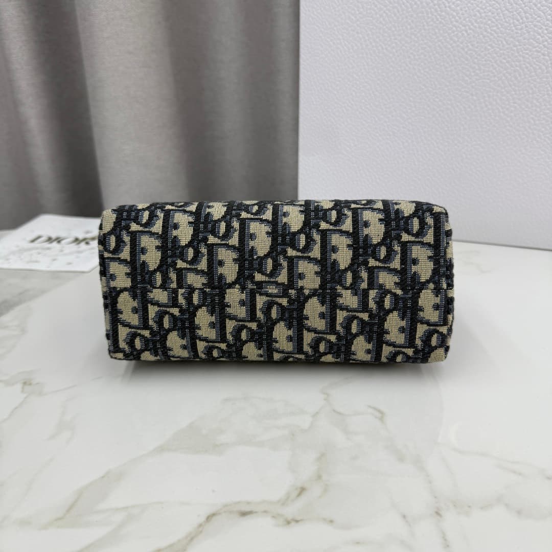 Dior White Mini Crossbody Bag S3123