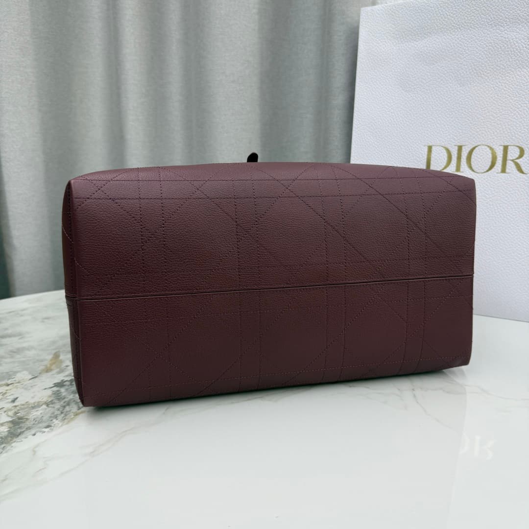 Dior Red Large Wallet M2820