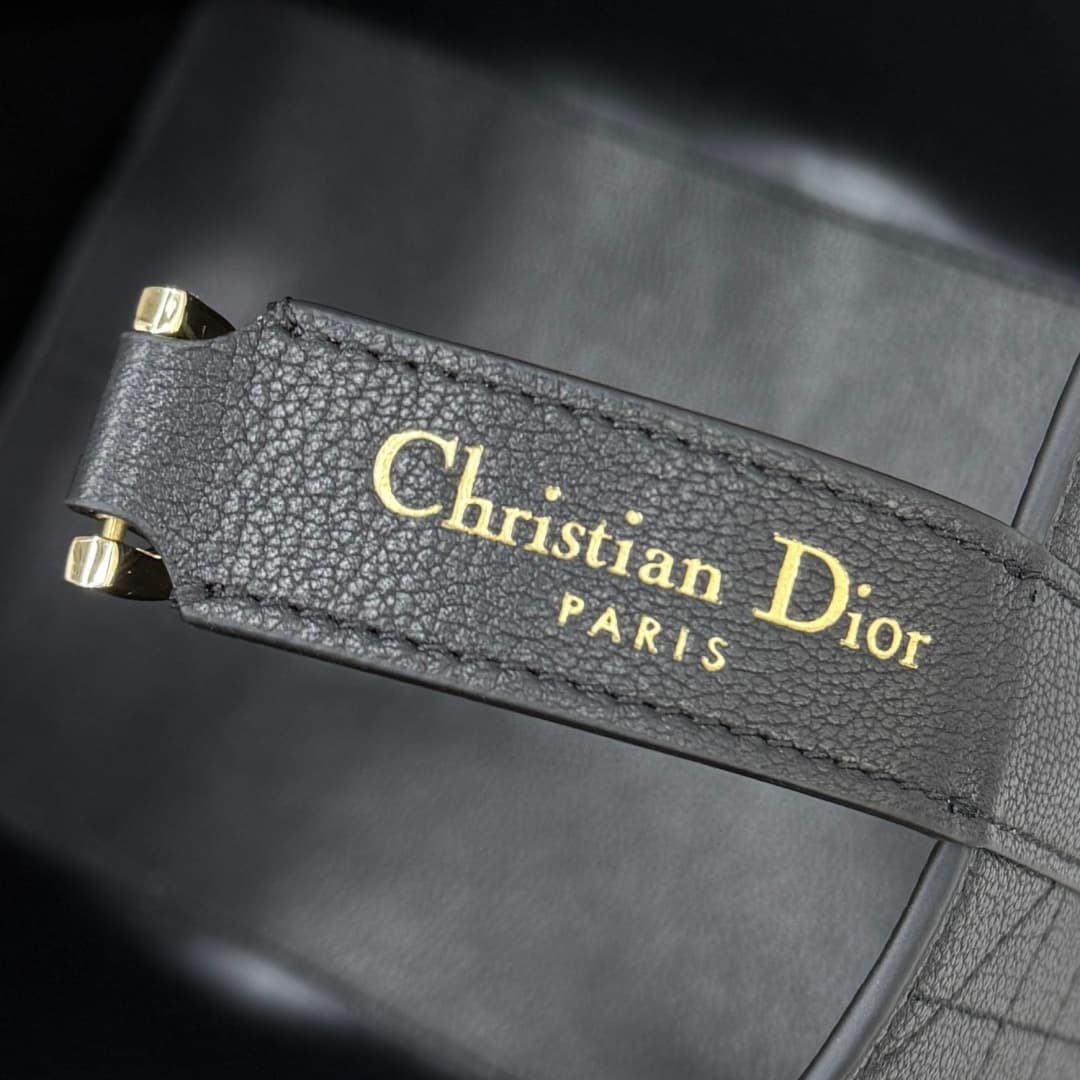 Dior Black Medium Wallet M2821