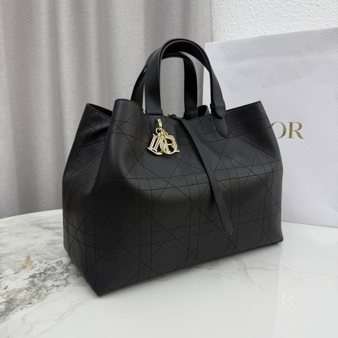 Dior Black Large Wallet M2820