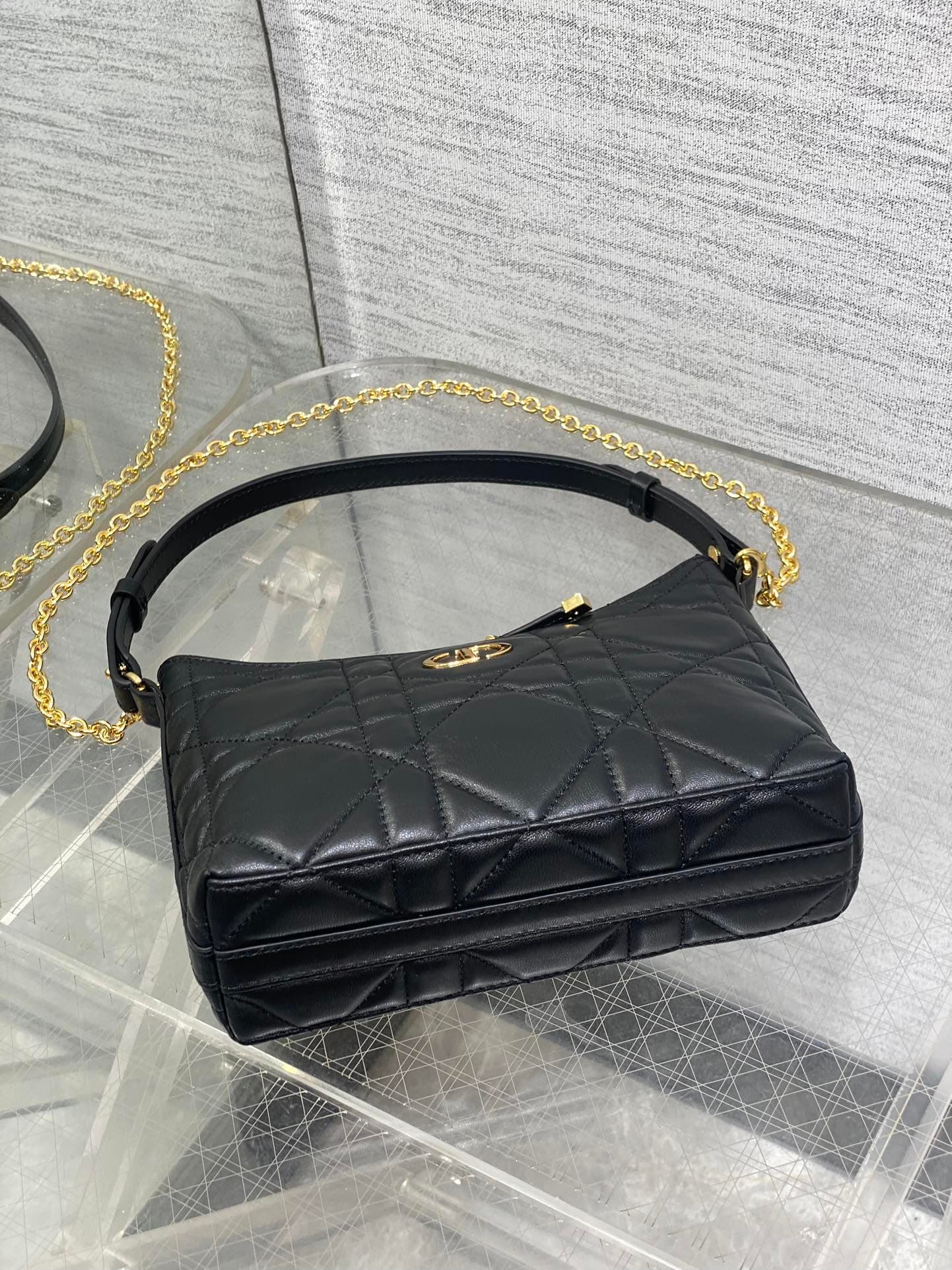 Dior Pouch 5562